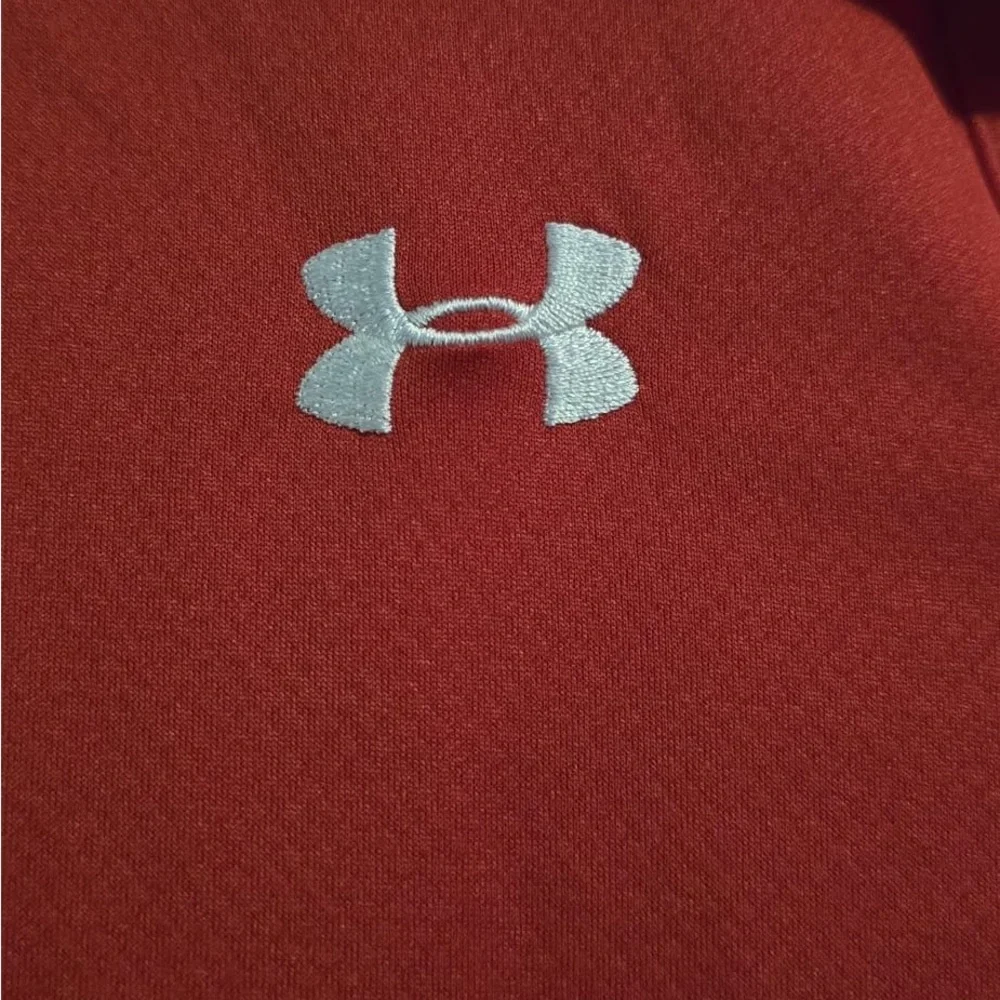 Under Armour Red Short Sleeve Tee - Picture 8 of 15